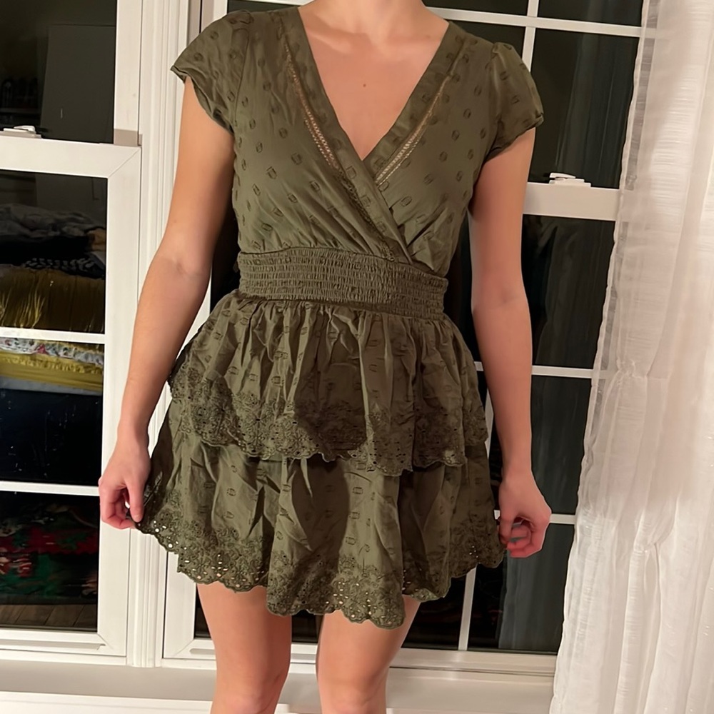 American Eagle tiered lace lined dress with tie in back and eye hook closure